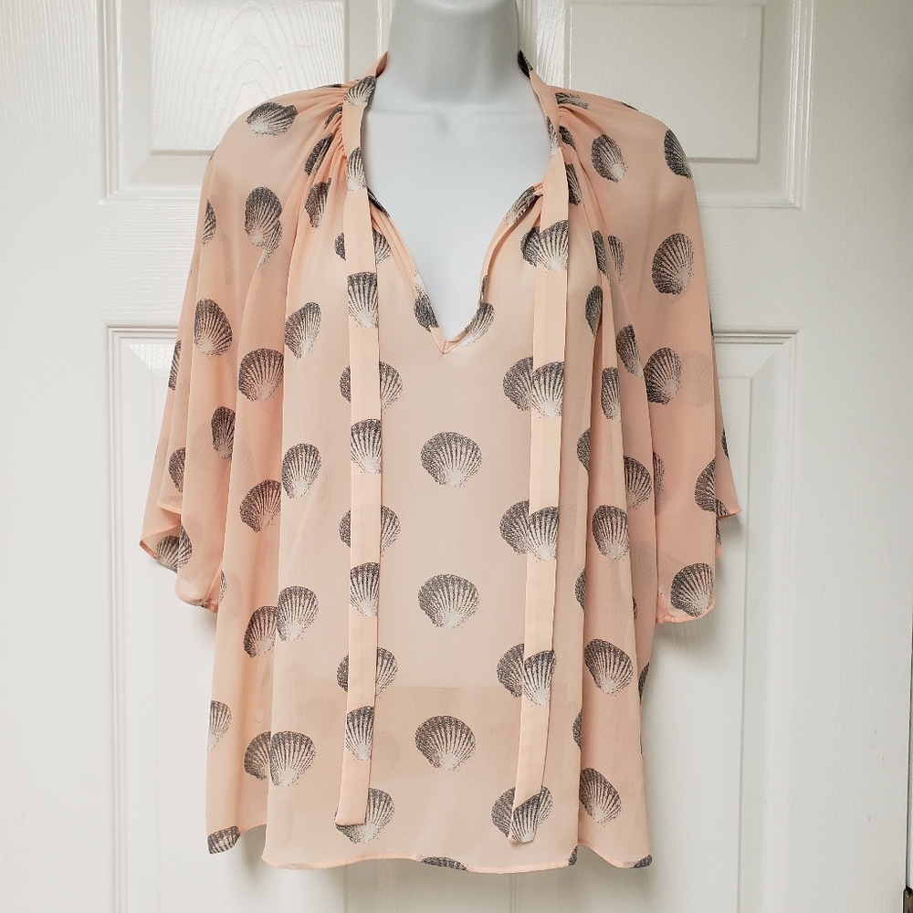 Ann Taylor, Medium, peach with Grey. blouse